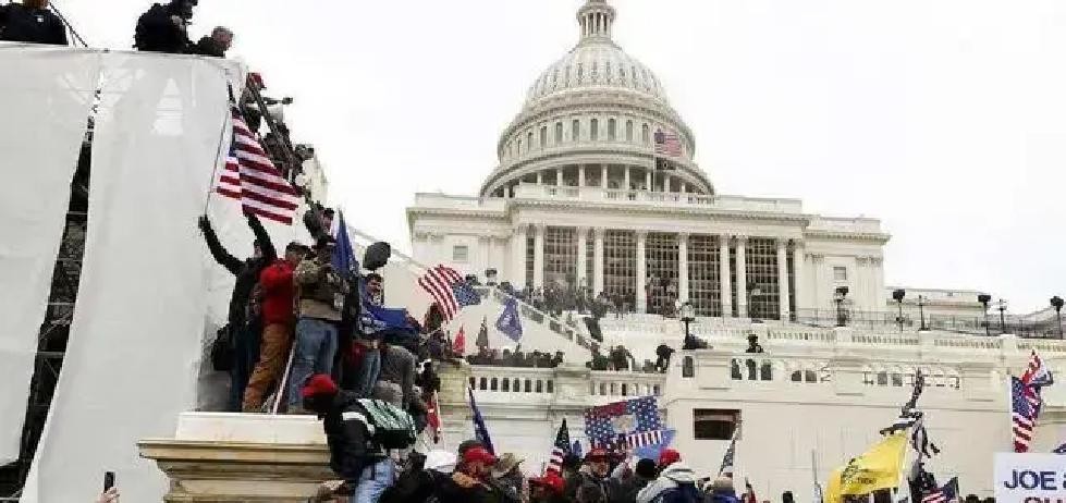 2026世界杯票价近8万仍抢光，美国经济真不行？